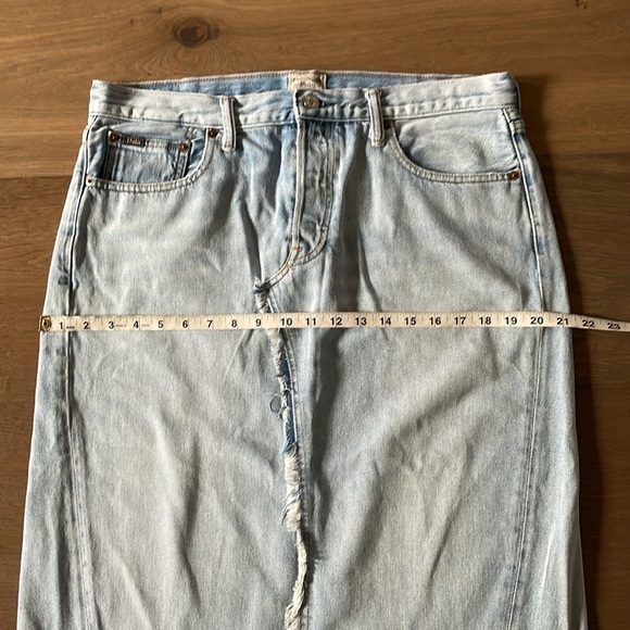 Polo Ralph Lauren Women's Light Wash Denim Slit Pencil Style Skirt Size 32 - Picture 8 of 15